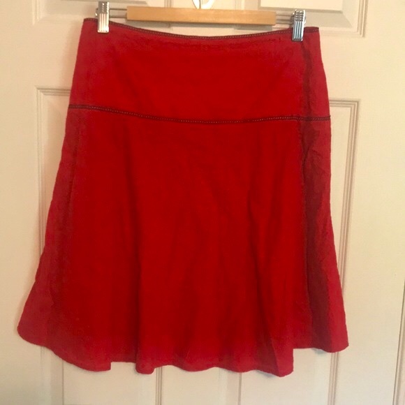 Size M Red Skirt - Picture 3 of 4